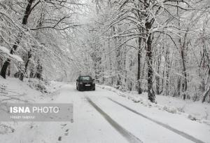 تردد در محورهای کوهستانی زنجان با بستن زنجیرچرخ امکان‌پذیر است