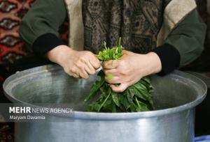 پخت ۲.۵ تُن حلیم در روستای زان همزمان با شب شهادت حضرت زهرا(س)