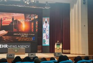 معاون حوزه علمیه اصفهان: ارتباط پس از اعتکاف کلید حفظ اُنس دینی است