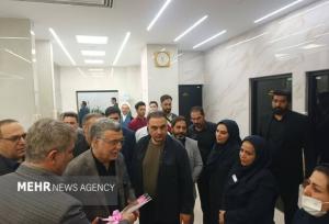 اولویت اصلی ارتقای حقوق و وضعیت نیروی انسانی حوزه سلامت است