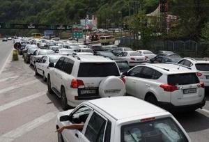 آخرین وضعیت ترافیک جاده‌ای کشور؛ ترافیک سنگین در جاده چالوس و هراز