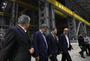 وزیر صمت نیروگاه گازی مجتمع فولاد بافق را افتتاح کرد