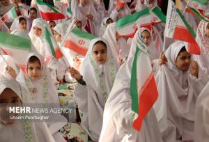 میری: دانش آموزان با تحصیل و تهذیب پیرو راه شهدا باشند