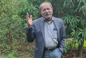 «منصور ضمیری» تصویرگر عشق و مهربانی در دنیای ادبیات؛ او غزل می‌زیست