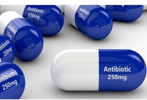 مقاومت میکروبی از مهم‌ترین چالش‌های نظام سلامت است