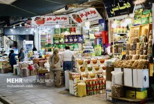 یلدا زیر سایه گرانی؛ گلایه مردم کهگیلویه و بویراحمد از افزایش قیمت‌ها