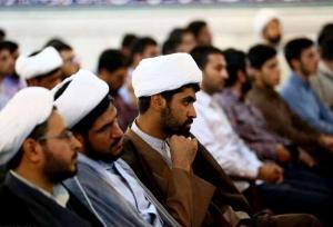 دشمن برای نفوذ در حوزه علمیه اعتبار تخصصی اختصاص داده است