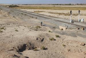 جابجایی ریل راه‌آهن از جوار «تپه حصار دامغان»