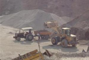 فلاح: ریزش معدن کوشک بافق ۲ مصدوم داشت