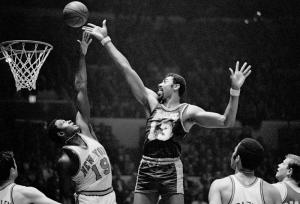 تک‌نفره‌های تاریخی در NBA/ چه کسی به رکورد افسانه‌ای جمبرلین نزدیک‌تر شد؟