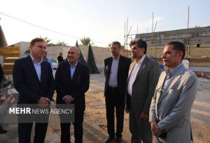 استاندار بوشهر از مدرسه شهید یگانه بنه‌گز بازدید کرد