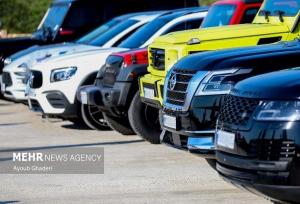 رژه خودروهای لوکس در شمال تهران و اخلال در ترافیک معابر+ فیلم