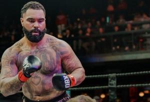 انفجار ۱۵ ثانیه‌ای استیوسون؛ قهرمان کشتی المپیک MMA را به لرزه درآورد+ ویدیو