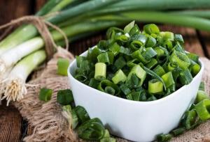 دارویی طبیعی برای پوست، مو و تعادل هورمونی
