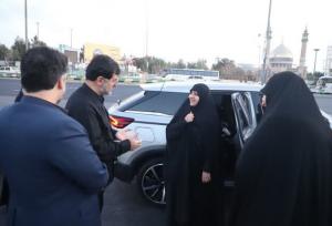 معاون امور زنان و خانواده رئیس‌ جمهور وارد قم شد