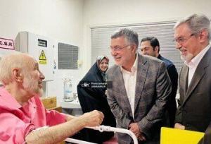 عیادت وزیر بهداشت از سید محمد خاتمی در پی بستری به‌دلیل نارسایی قلبی
