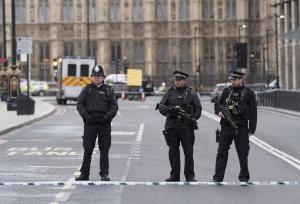 پلیس انگلیس تدابیر امنیتی اطراف معابد یهودی را تشدید کرد