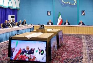 پزشکیان:قراردادهای ساخت نیروگاه‌ خورشیدی را می توان یک ساله افتتاح کرد