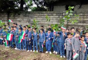 زنگ مهر و درختکاری در مدارس مازندران نواخته شد