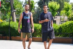 برادران گرایی غایبان بزرگ قهرمانی کشور/مصدومیت مانع حضور مرد یخی