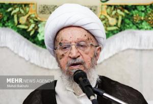 آیت‌الله مکارم شیرازی: نگاه غرب به انسان گزینشی و منفعت‌طلبانه است