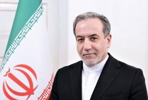 وزیر امورخارجه وارد شیراز شد