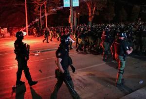هشدار روسها درباره وقوع انقلاب رنگی در صربستان