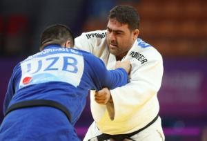 طلای جودوکار نابینای ایران در قهرمانی آسیا