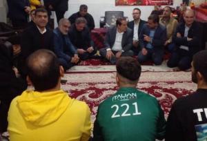 بازدید استاندار ایلام از مراکز ترک اعتیاد / «یلدا» پیام امید و همیاری اجتماعی