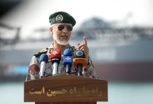 امیرسیاری:برای توسعه اقتصاد دریا محور باید اقتدار دریایی را افزایش داد