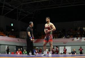 کشتی آزاد با قمرپور صاحب چهارمین سهمیه فینال شد 