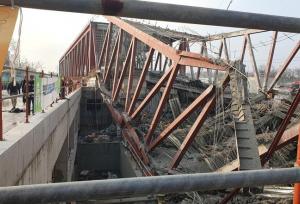 ریزش سازه فولادی در محل ساخت یک کتابخانه کره جنوبی