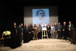 مراسم یادبود کامران فانی، چهره ماندگار کتابداری در قزوین برگزار شد