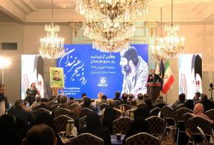 تجلیل از مسئول بسیج هنرمندان نهاوند در دوره توانمندسازی بسیج کشور