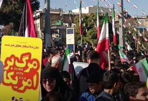 حضور پرشور اقشار مختلف مردم ساوه در راهپیمایی ۱۳ آبان