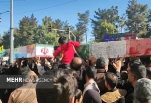 بدرقه و تشییع باشکوه ۴ لاله گمنام در زاهدان