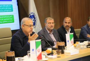 استاندار: بهره‌وری باید محور اصلی توسعه شیلات در هرمزگان باشد