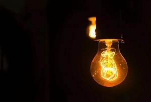 چرا با وجود تامین سوخت نیروگاهها در کشور قطع برق داریم؟