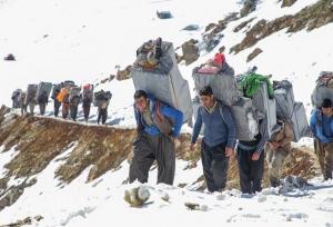 سهم ملوانان و کولبران در بودجه غیب شد