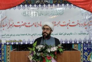 امام جمعه آرادان: مطالبات دانشجویی از مسیر اصلی خود خارج شده است