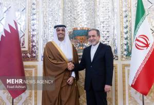 گفت وگوی تلفنی عراقچی و بن عبدالرحمن درباره تحولات منطقه