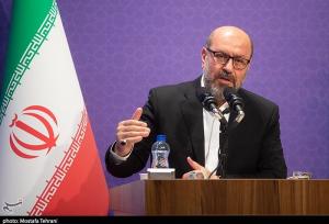 دهقان: استخدام یعنی پیش‌فروش عمر؛ به کارآفرینی فکر کنید