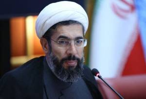 باز کردن فضای گفتگو می‌تواند به حاکم شدن آرامش در دانشگاه‌ها کمک کند