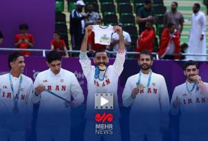 احمدعباسی با لباس فرزندش جشن طلایی گرفت