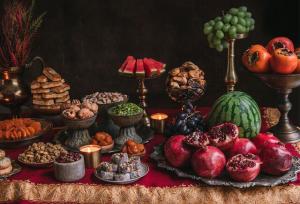 بایدها و نبایدهای تغذیه‌ای شب یلدا