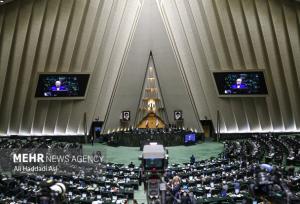 بیانیه مجلس؛ دولت سهمیه سوخت را به کارت‌های‌ بانکی منتقل کند