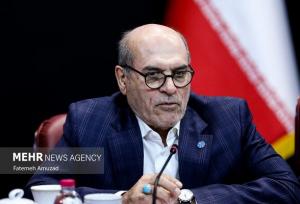 خسارت به کالاهای بدون ثبت سفارش در بندرعباس؛ رسوب ۱۴۰ هزار کانتینر