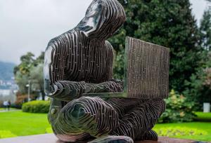 ۱۵ سال از ناپدید شدن مرموز خالق بیت‌کوین گذشت، ناکاموتو کجا رفت؟