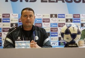 انامحمدوف: داوران با سپاهان بودند، آخال با ۹ نفر بازی کرد