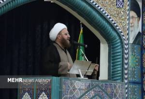امام جمعه فومن: انقلاب اسلامی به چپاولگری ابرقدرت‌ها پایان داد